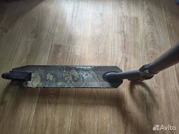 Трюковой самокат