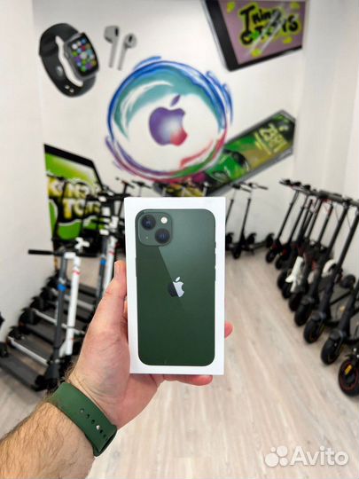 iPhone 13, 256 ГБ