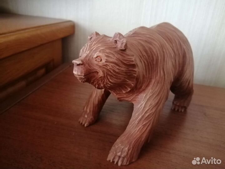 Резной медведь