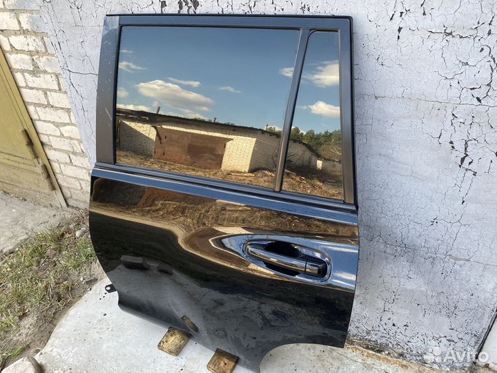Дверь задняя левая Toyota Land Cruiser Prado