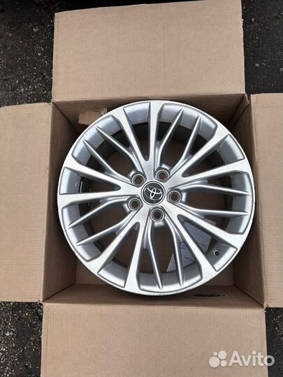 Диски toyota camry r18 комплект