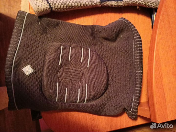 Наколенники