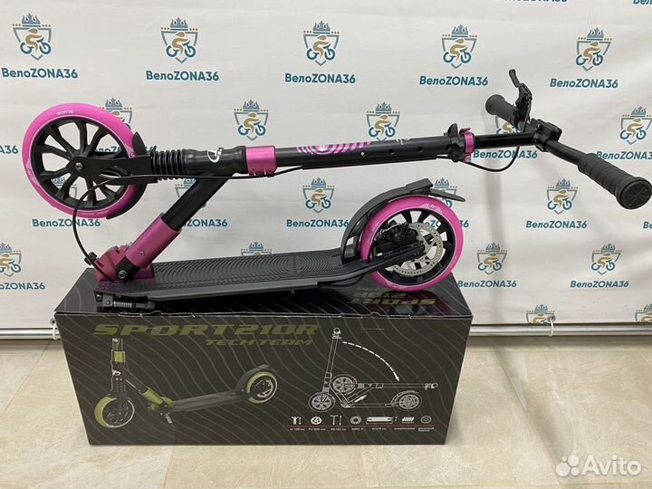 Самокат с ручным тормозом Tech Team Sport 210