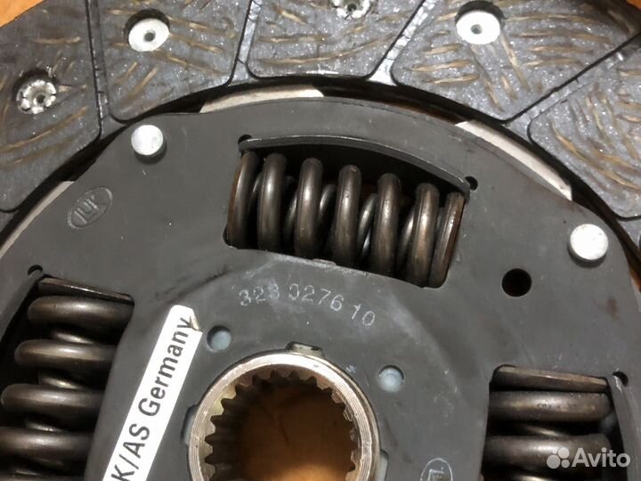 Диск сцепления Luk 323027610