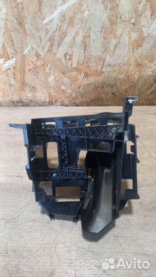 Корпус блоков предохранителей Skoda Octavia A5