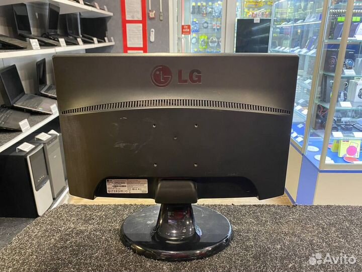 Монитор LCD 18,5