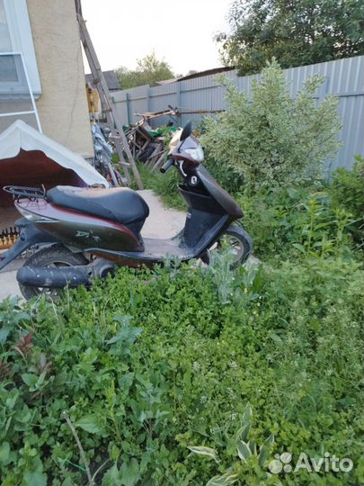 Скутер Honda dio