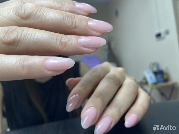 Маникюр и педикюр