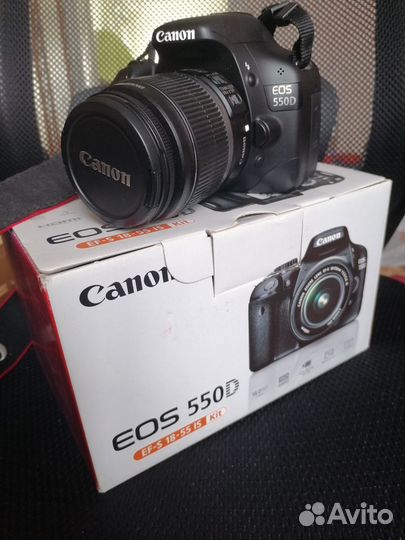 Canon EOS 550D Kit 18-55 IS