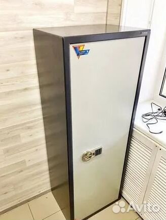 Сейф офисный