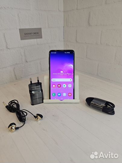 Samsung Galaxy S10e, 6/128 ГБ