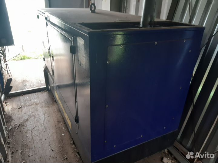 Дизельный генератор бу 50 квт GP66 S/I-A