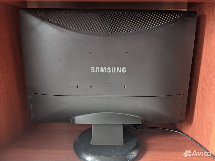 Монитор Samsung 226CW, 22