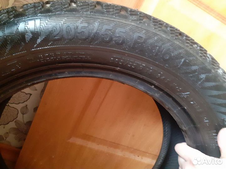 Gislaved Nord Frost 200 6/6 R16 94