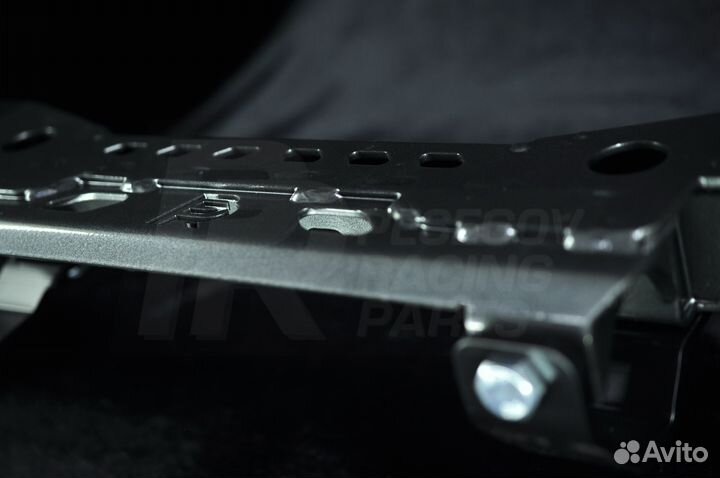 Передний подрамник Nissan Silvia Skyline