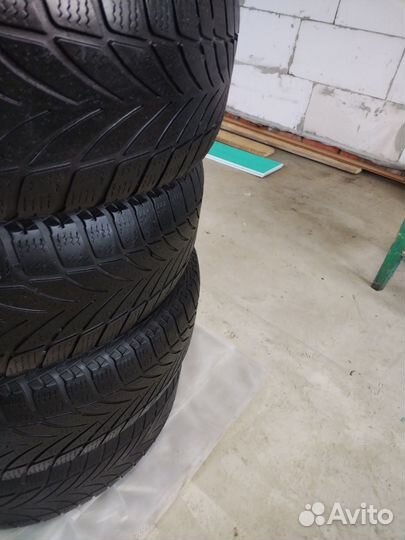 Goodyear UltraGrip Ice 2 195/65 R15