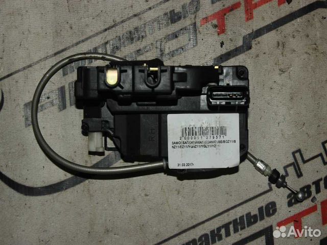 Замок багажника nissan cube cube cubic BGZ11 BNZ11 BZ11 ygnz11 YGZ11 YZ11 905003U000