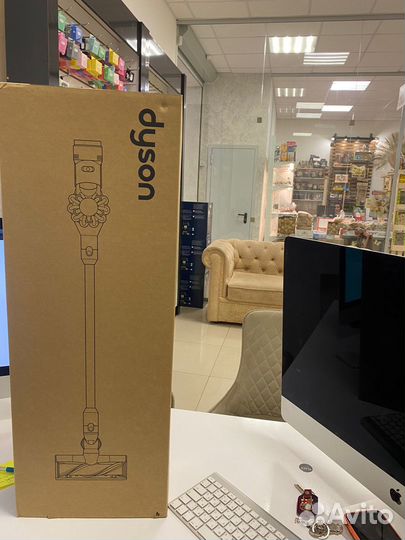 Пылесос Dyson V8 Absolute