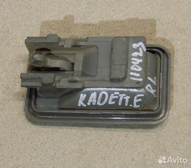 Ручка двери задней левой внутр. Kadett E