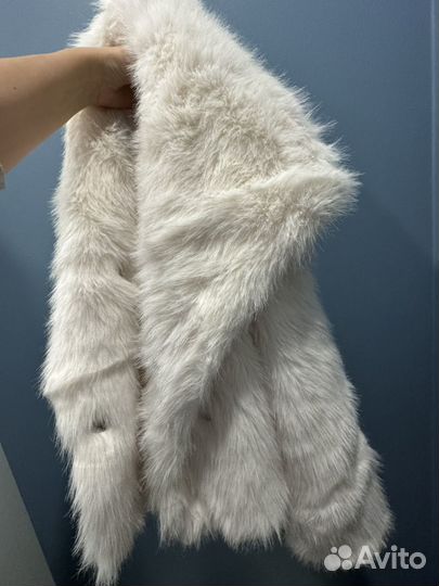Белая шуба из искуственного меха