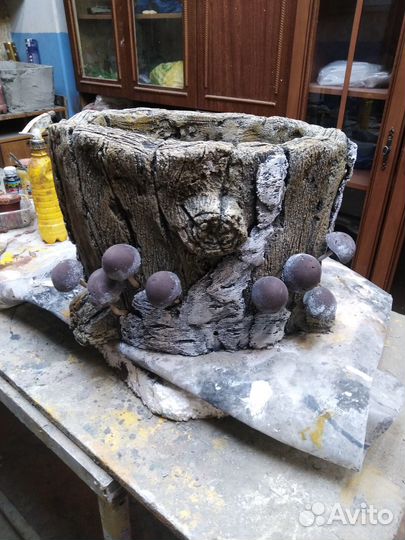 Напольные вазоны