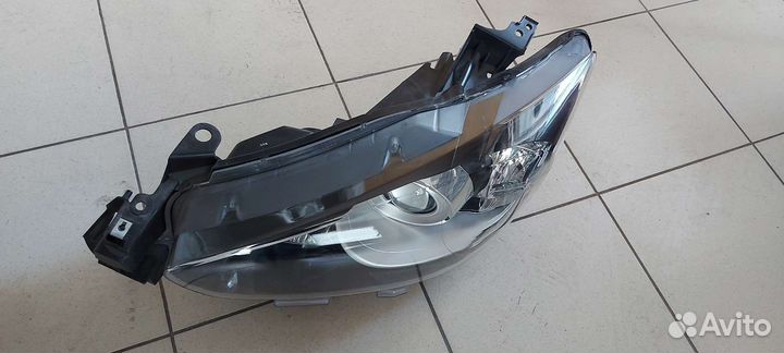 Фара передняя левая галоген Mazda CX-5