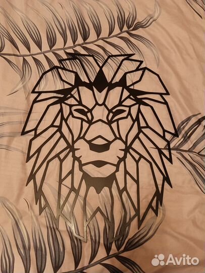Панно на стену лев