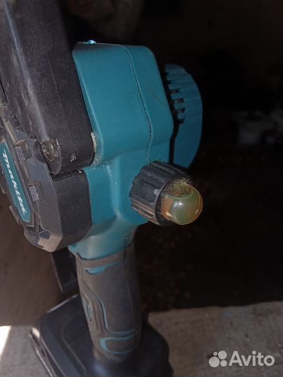 Сучкорез аккумуляторная мини пила makita