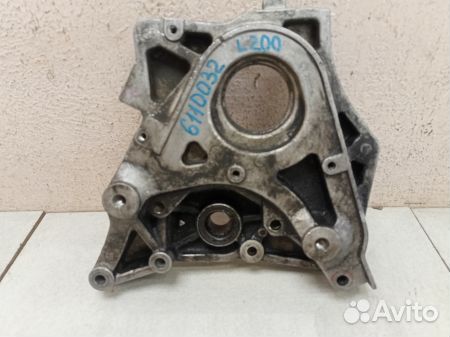 Крышка двигателя