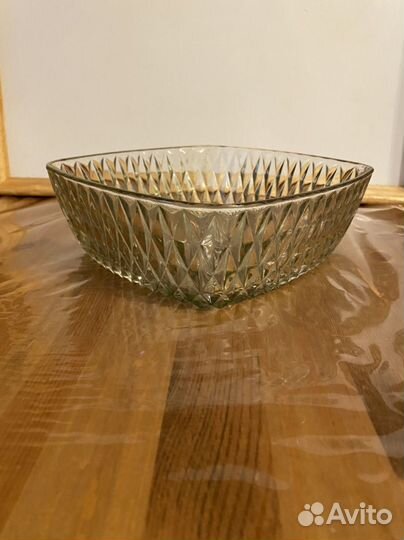 Конфетницы, салатники, селедочница