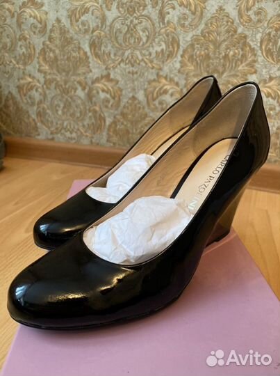 Туфли на танкетке