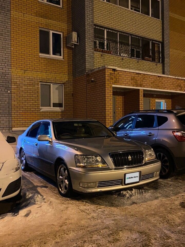 Toyota Crown Majesta: фото из отзыва