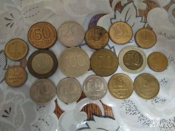 Монеты и банкноты