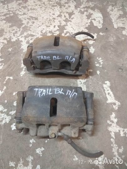 Суппорт передний на Шевроле Трейл Блейзер 2009 год