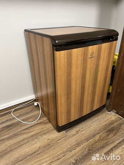 Холодильник Indesit MT 08 T