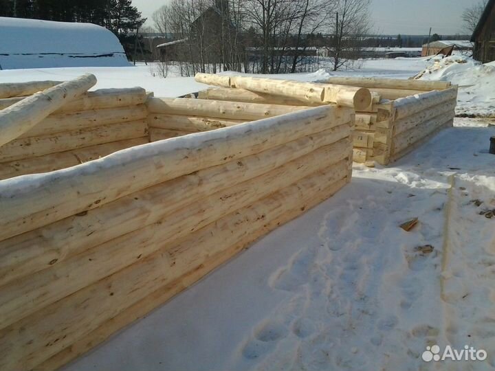 Сруб дома баня из зимнего леса с доставкой