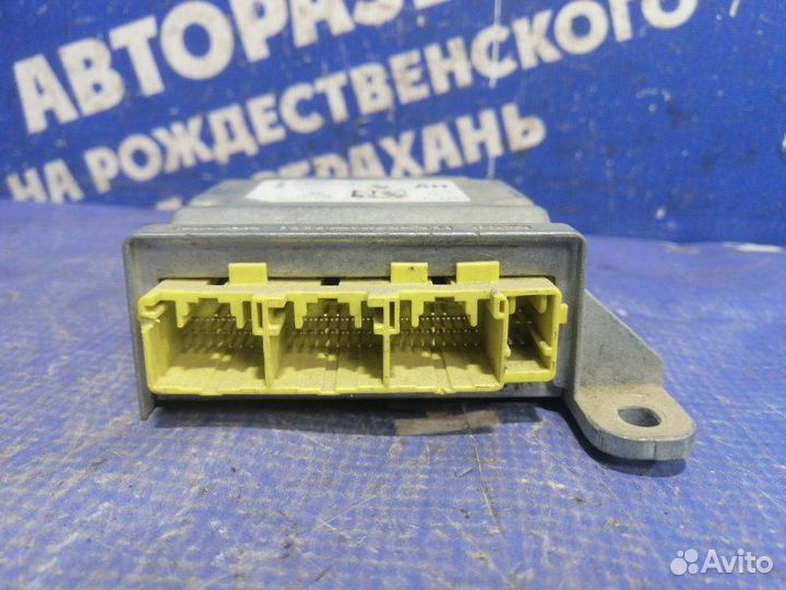 Блок управления airbag Ford Fiesta 6 купе 2010