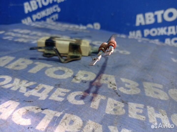 Блок управления вентилятором Toyota Corolla 120