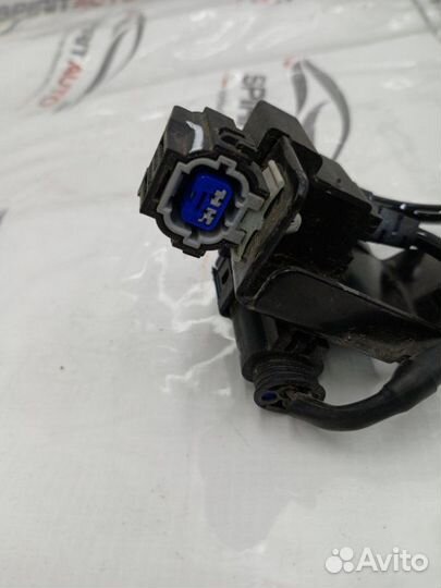 Датчик высоты дорожного просвета передний правый