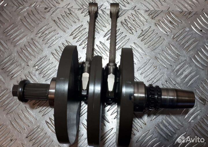 Коленвал Honda Steed 400 NC25E