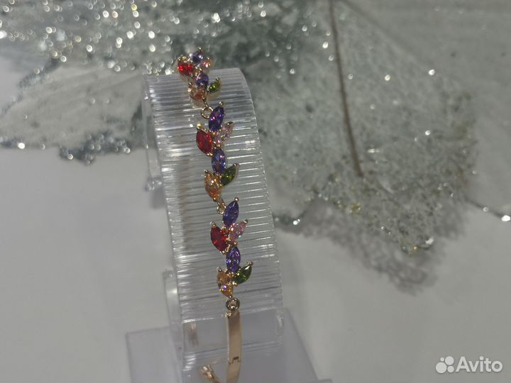 Браслет на руку женский бижутерия со стразами