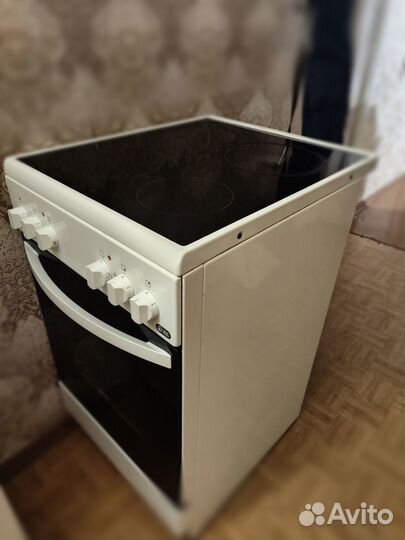 Плита электрическая стеклокерамика Zanussi