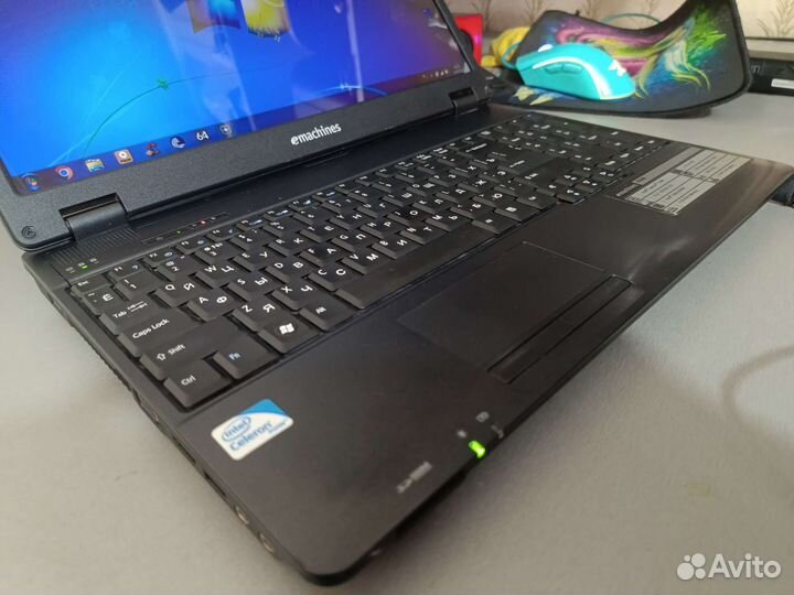 Acer - 15,6, intel 2x2,1, 4gb, новый ssd, быстрый