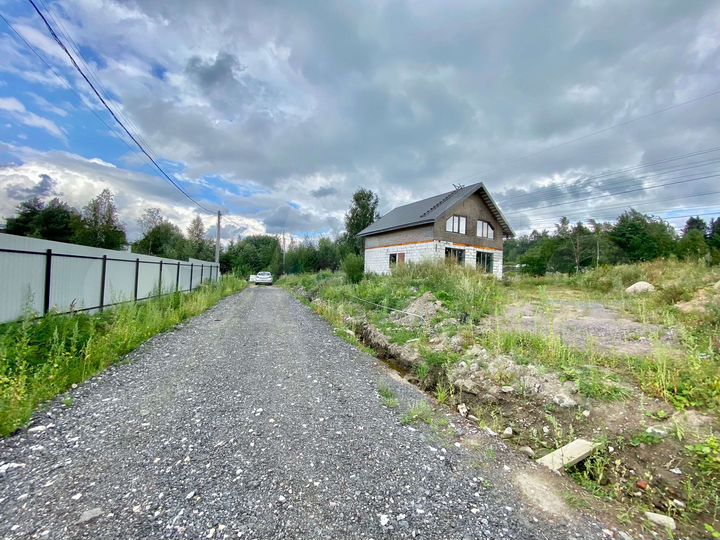 Дом 158 м² на участке 8 сот.