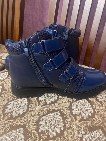 Ботинки утепленные