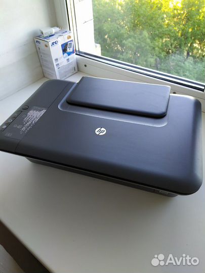 Принтер HP 2050