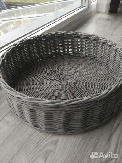 Корзинки для кошек и собак