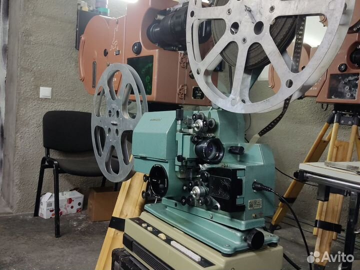 Кинопроекторы Украина-5