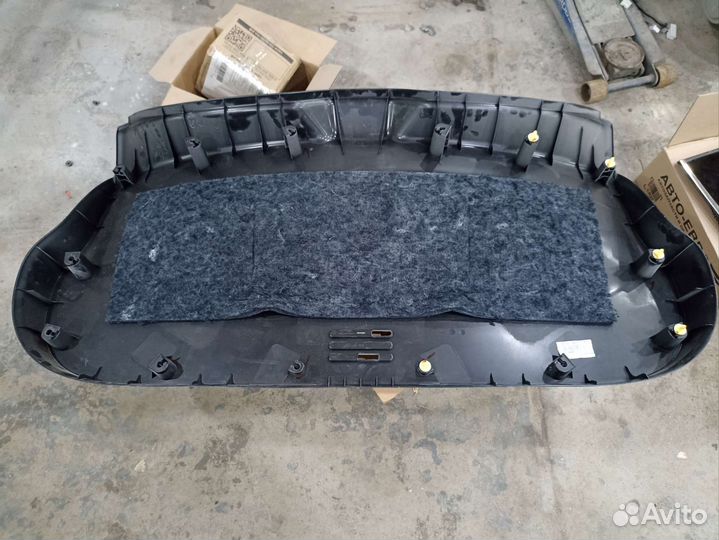 Обшивка крышки багажника Nissan X Trail T32 13-21г