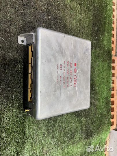 Блок управления двигателем 2.6 ABC Audi